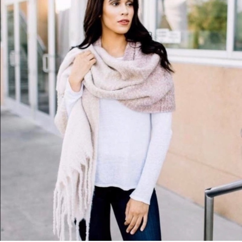 MERSEA COZY WRAP